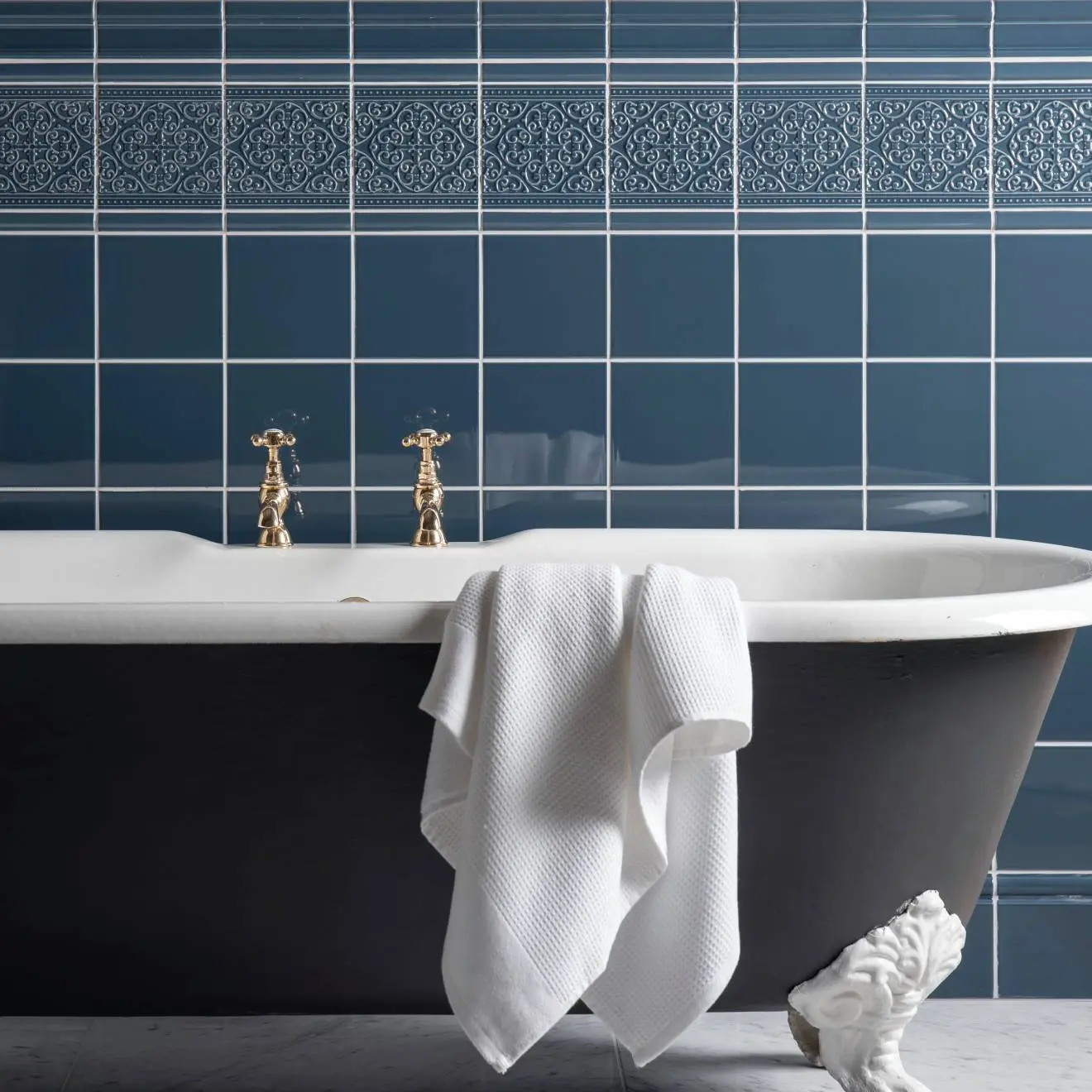 artworksfieldtileGAB9000RS - Cavtiles Ascot Blue